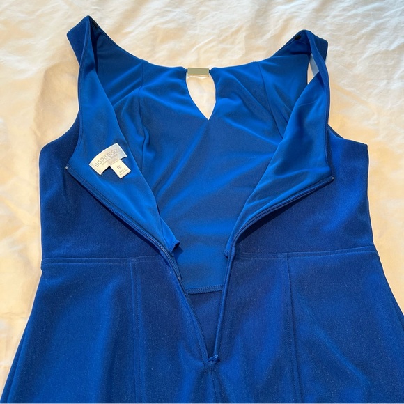 Royal Blue Sleeveless Midi Dress, Gold Bar accent above cleavage window Sz 10 - Picture 11 of 13